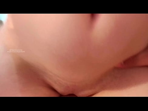 ❤️ Spanie w pokoju mojej siostry i tak się obudziłem Porn video at us ☑